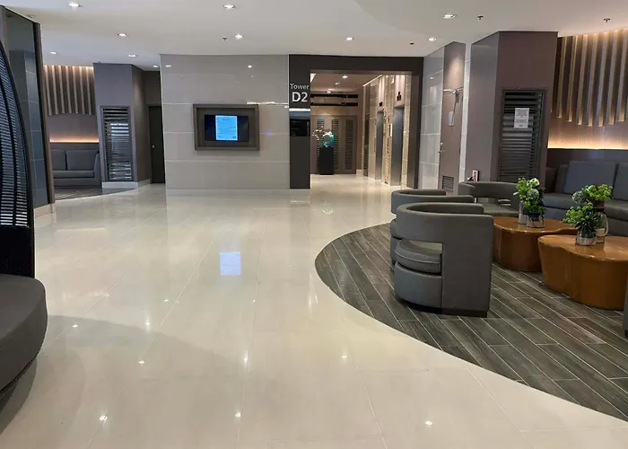 Stunning Sunset & Fireworks View - Shore Residences - Near - Moa Balcony - Pool - Netflix 4*